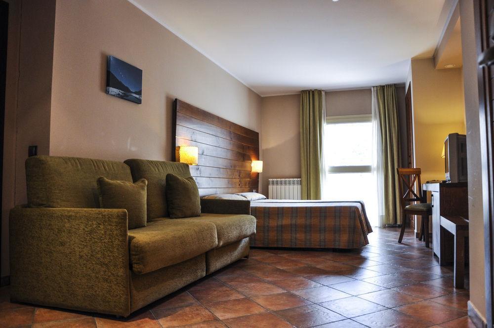 Roc Meler 4* Canillo